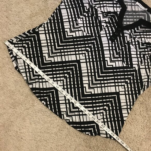 Ricki's Retro B&W Zigzag Stretchy Tunic Shirt - Picture 13 of 16